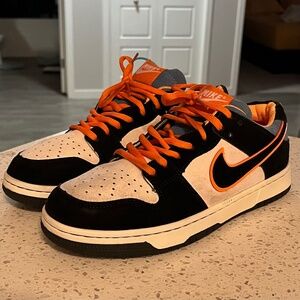 Brand New Nike SB Mens Multi-Colored Basketball Shoes